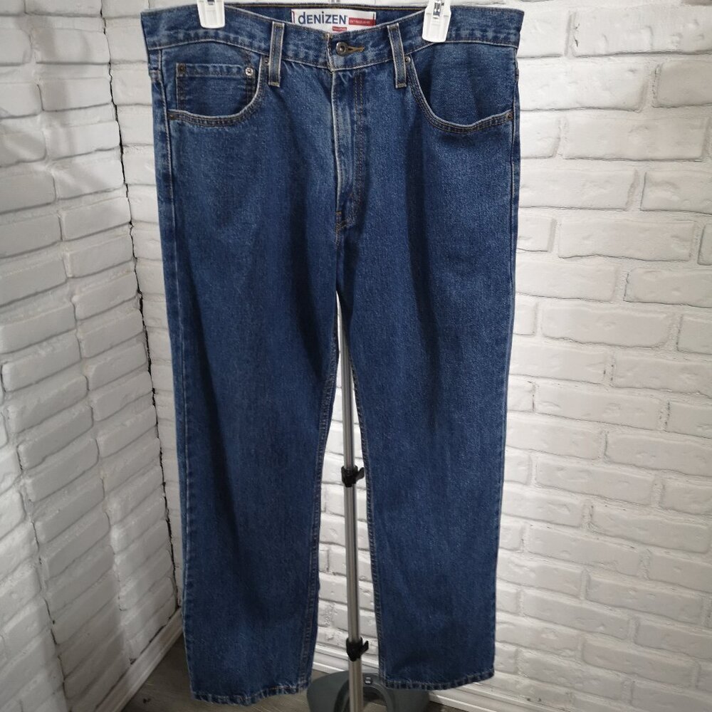 Denizen from Levi's Men's Size 34/30 Medium Wash 236 Regular Fit Blue Jeans